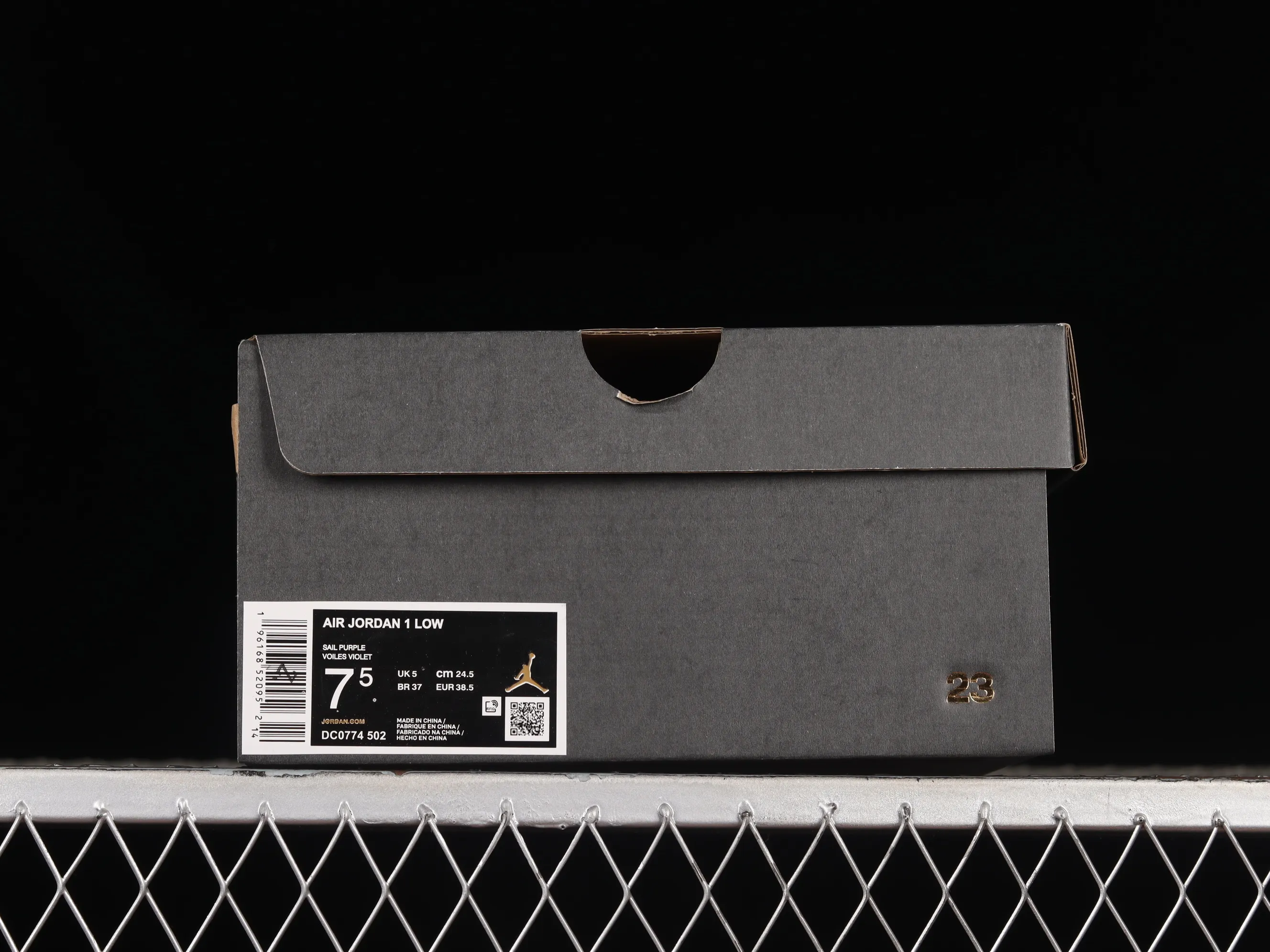 All categories Air Jordan Jordan series basketball shoes Air Jordan 1 Low Z version Air Jordan 1 Low AJ1 Joe 1 white and purple cultural low-top casual sneakers DC0774-502